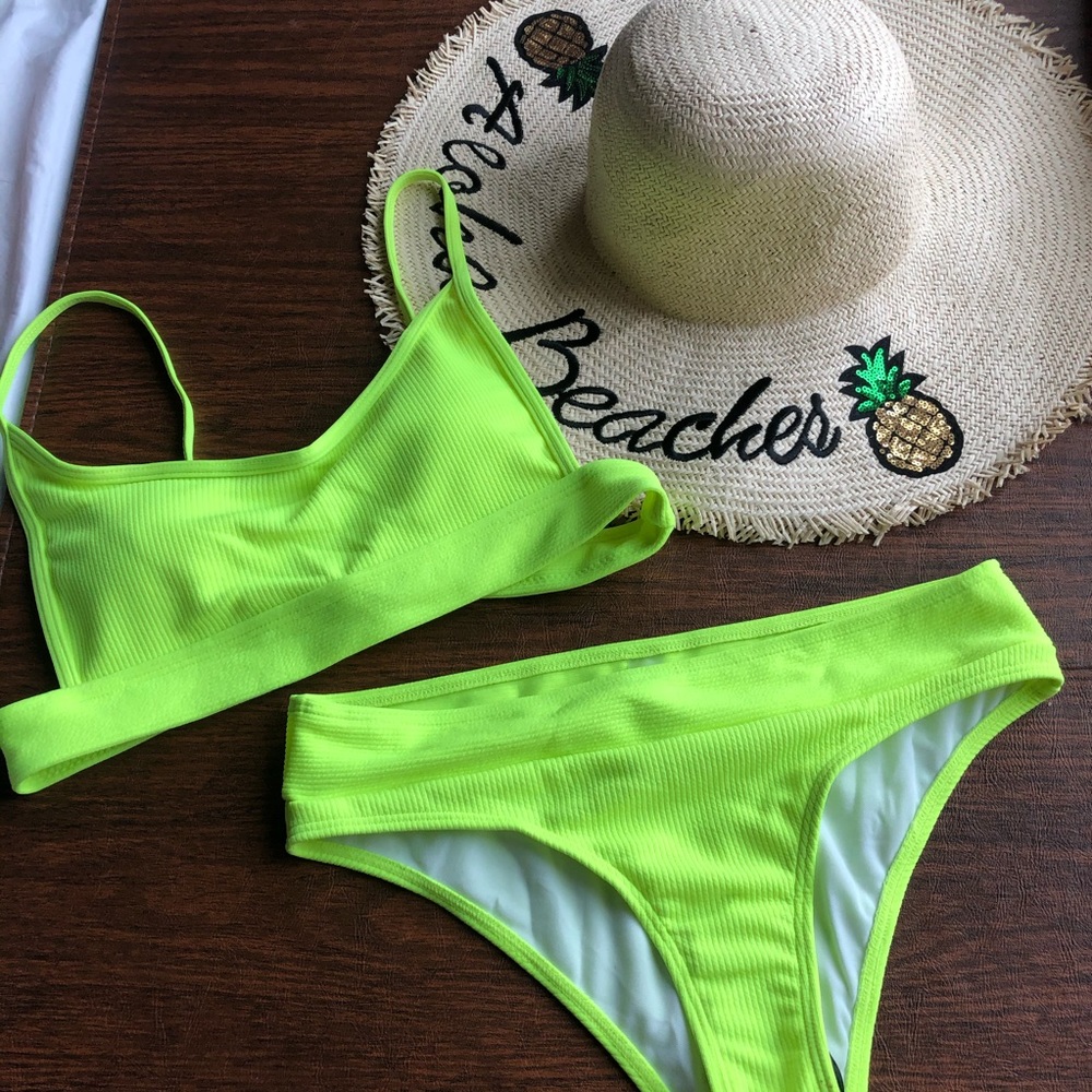 NEON GREEN SHE IN TWO PIECE
